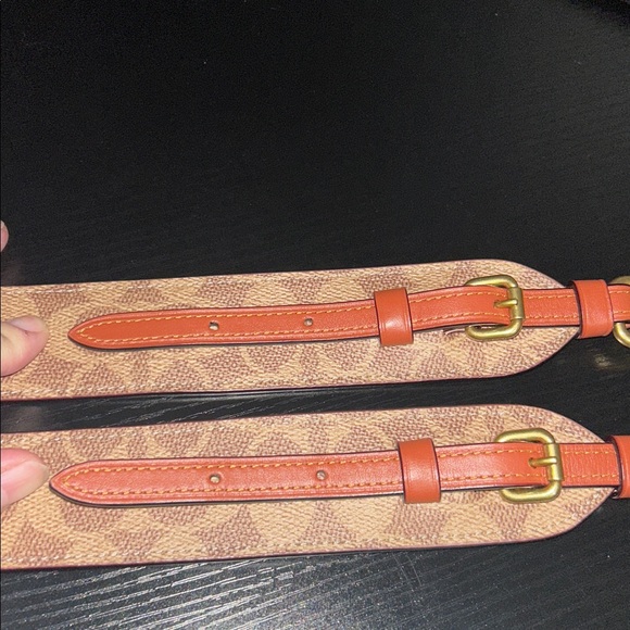 Coach adjustable strap - Picture 4 of 5